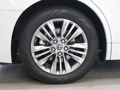 صورة 36 لـ 2024 Toyota ALPHARD