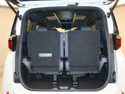 صورة 33 لـ 2024 Toyota ALPHARD
