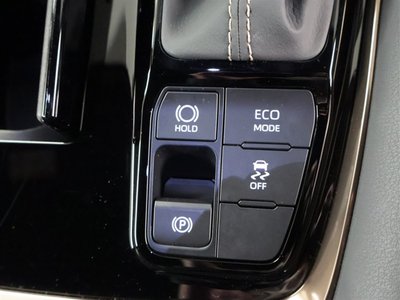 صورة 18 لـ 2024 Toyota ALPHARD