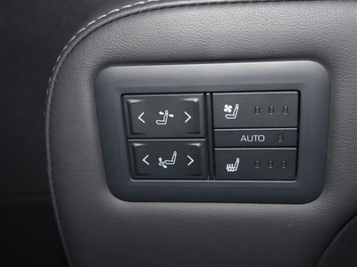 صورة 29 لـ 2024 Toyota ALPHARD