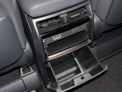 صورة 30 لـ 2024 Toyota ALPHARD