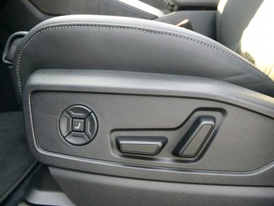 2025 AUDI SQ5 photo 13