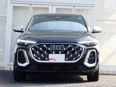 2025 AUDI SQ5 photo 5