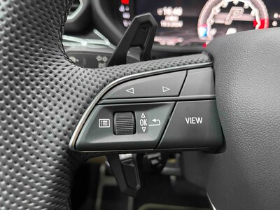 2019 Lamborghini URUS — фото 28