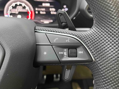 2019 Lamborghini URUS — фото 29