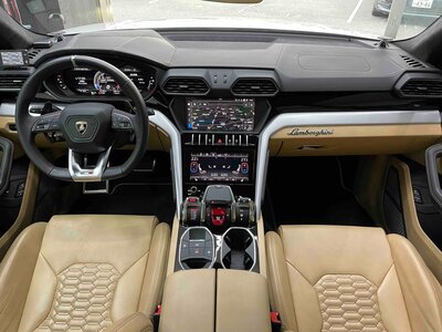 2019 Lamborghini URUS — фото 38