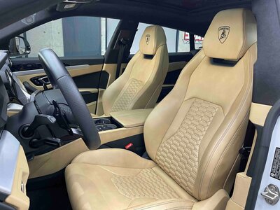 2019 Lamborghini URUS — фото 48