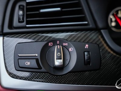 2013 BMW M5 thumbnail 61