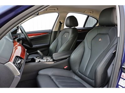 صورة 13 لـ 2018 BMW Alpina D5