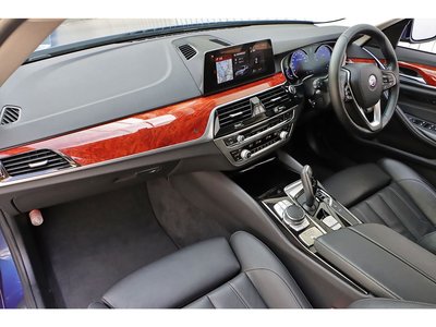 صورة 11 لـ 2018 BMW Alpina D5