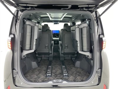 2024 Toyota ALPHARD — фото 33