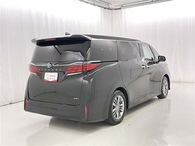 2024 Toyota ALPHARD — фото 7