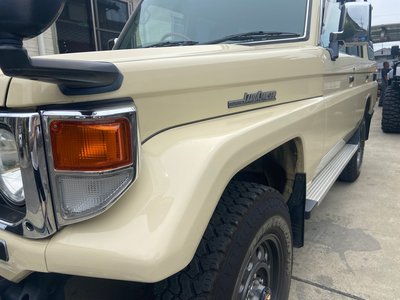 2000 Toyota LAND CRUISER 70 照片 11