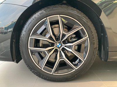 2024 BMW 5 SERIES 照片 9