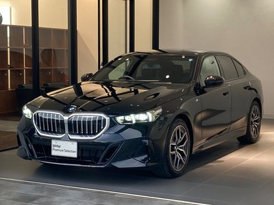 2024 BMW 5 SERIES 照片 11