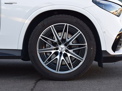 صورة 13 لـ 2025 Mercedes-BENZ GLC AMG
