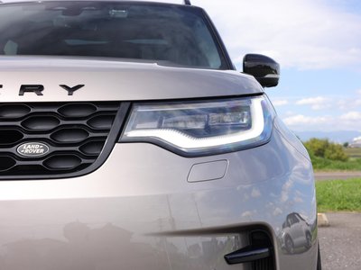 2021 LAND Rover DISCOVERY photo 9