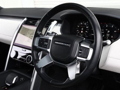 2021 LAND Rover DISCOVERY photo 6