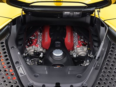 صورة 10 لـ 2023 Ferrari SF90 SPIDER
