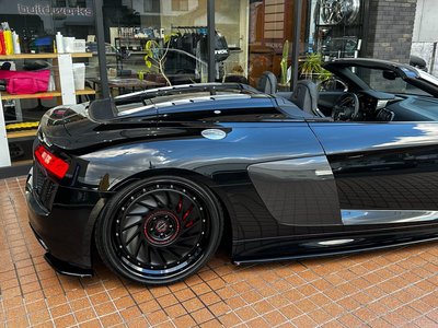 صورة 2 لـ 2017 AUDI R8 SPYDER
