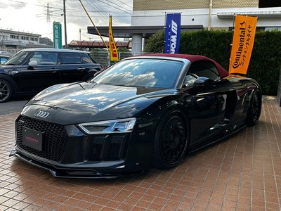 صورة 23 لـ 2017 AUDI R8 SPYDER