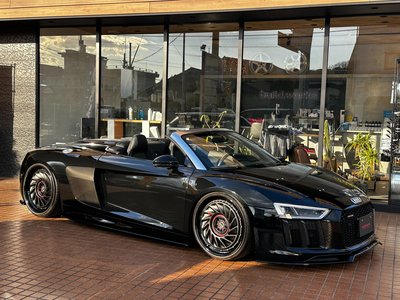 صورة 11 لـ 2017 AUDI R8 SPYDER
