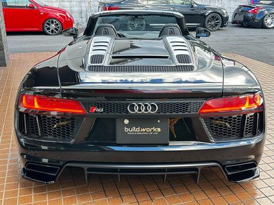 صورة 31 لـ 2017 AUDI R8 SPYDER