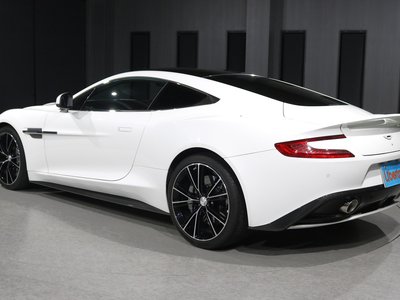 2013 Aston Martin VANQUISH — фото 9