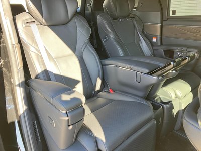 2025 Toyota VELLFIRE — фото 11