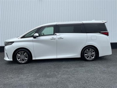 صورة 40 لـ 2023 Toyota ALPHARD