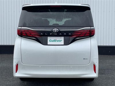 صورة 43 لـ 2023 Toyota ALPHARD