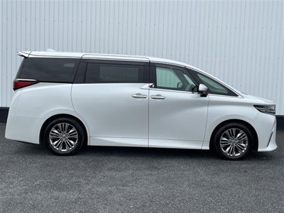 صورة 41 لـ 2023 Toyota ALPHARD
