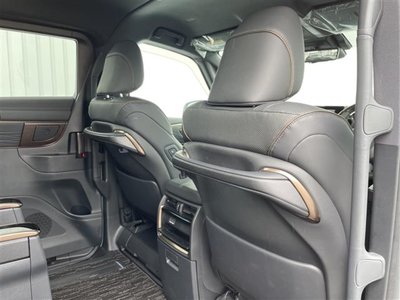 صورة 26 لـ 2023 Toyota ALPHARD