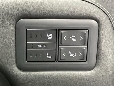 صورة 14 لـ 2023 Toyota ALPHARD