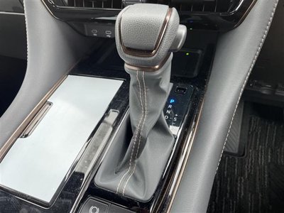صورة 6 لـ 2023 Toyota ALPHARD