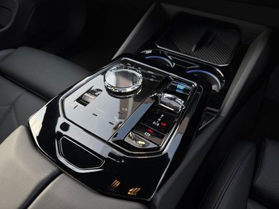 2024 BMW I5 照片 42