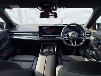 2024 BMW I5 照片 19