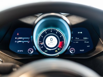 2024 Aston Martin DBS SUPERLEGGERA thumbnail 17