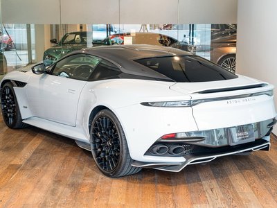 صورة 4 لـ 2024 Aston Martin DBS SUPERLEGGERA