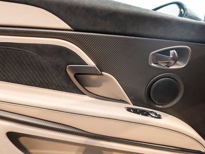 2024 Aston Martin DBS SUPERLEGGERA thumbnail 21