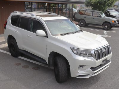 صورة 43 لـ 2019 Toyota LAND CRUISER PRADO