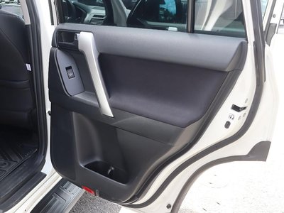 صورة 23 لـ 2019 Toyota LAND CRUISER PRADO