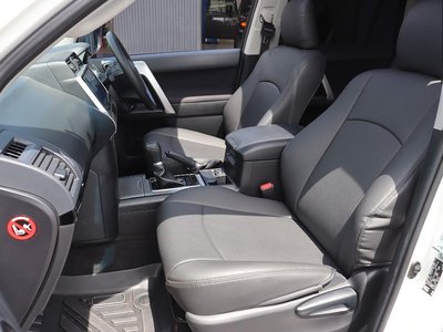 صورة 3 لـ 2019 Toyota LAND CRUISER PRADO