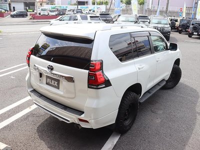 صورة 45 لـ 2019 Toyota LAND CRUISER PRADO