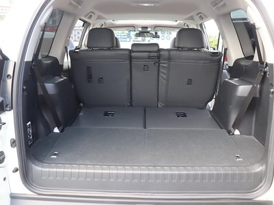 صورة 27 لـ 2019 Toyota LAND CRUISER PRADO