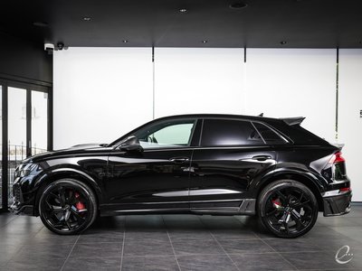 صورة 40 لـ 2021 AUDI RS Q8