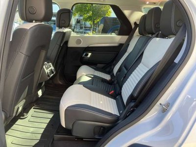 2025 LAND Rover DISCOVERY thumbnail 31