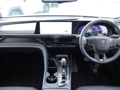 صورة 4 لـ 2025 Toyota CROWN SPORT
