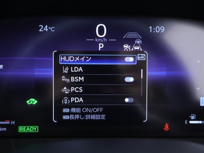 صورة 15 لـ 2025 Toyota CROWN SPORT