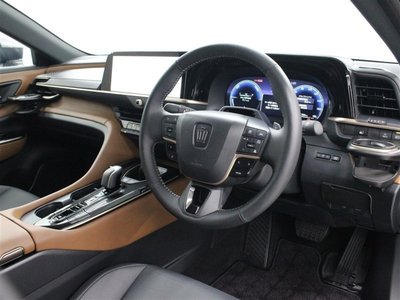 صورة مصغرة 11 لـ 2025 Toyota CROWN CROSSOVER